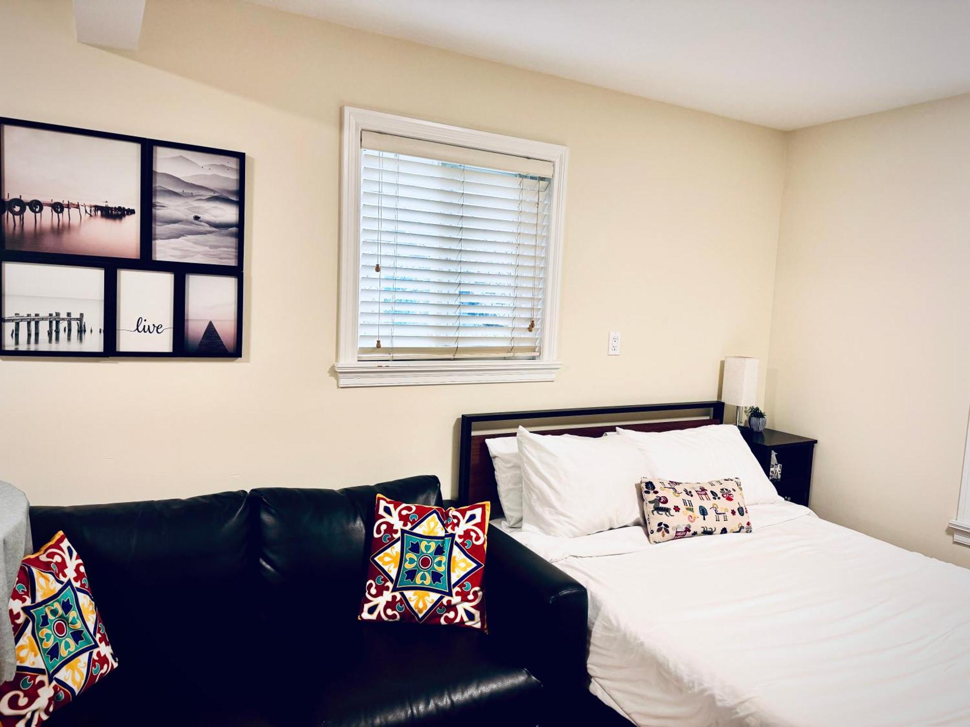 Cozy 2 Beds Spacious Rooms,Close To Transit Vancouver Exterior photo