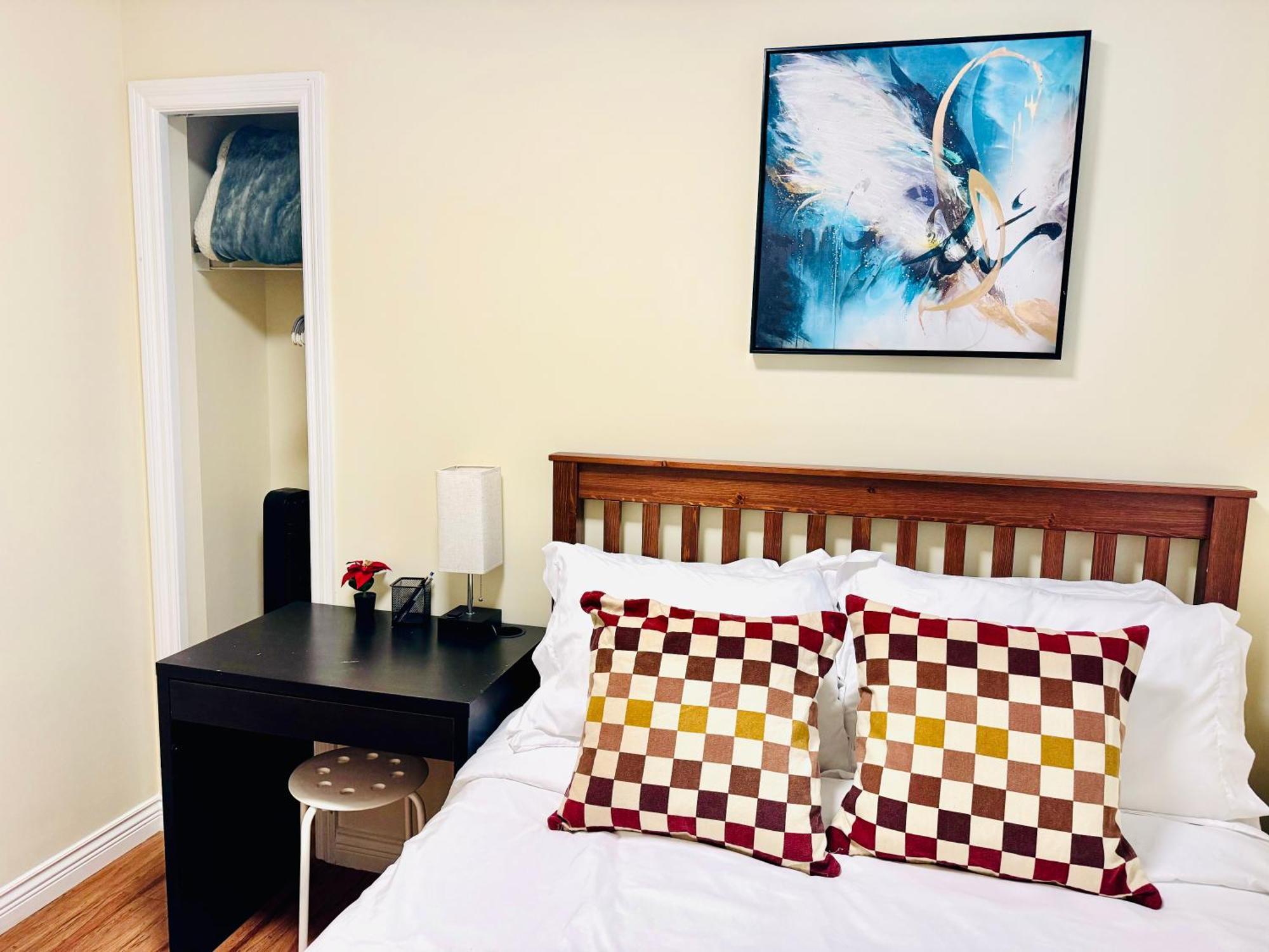 Cozy 2 Beds Spacious Rooms,Close To Transit Vancouver Exterior photo